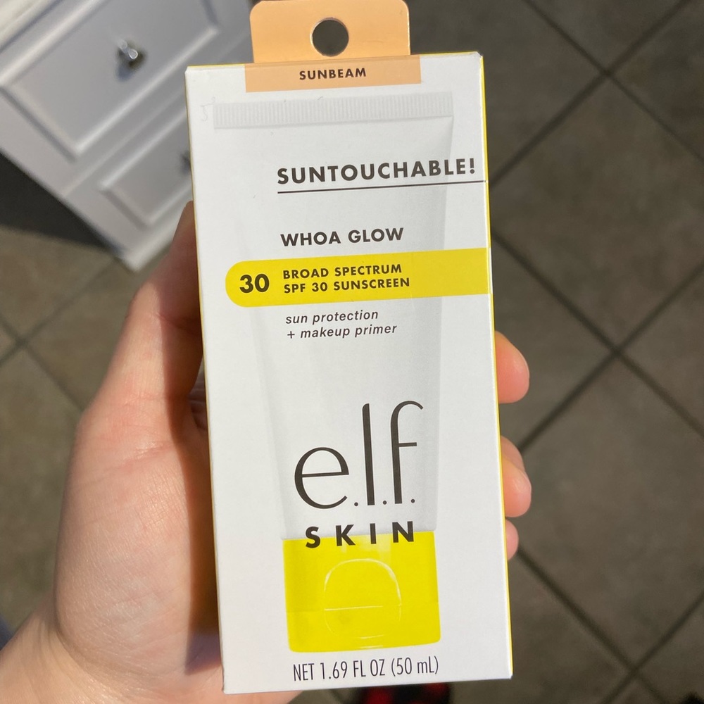 COPY - Elf Suntouchable! Whoa Glow Sunscreen SPF 30
